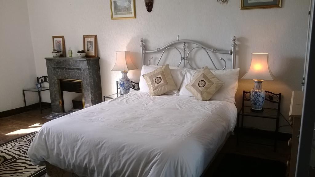 La Chataigne Doree Saint-Pierre-de-Fursac 部屋 写真